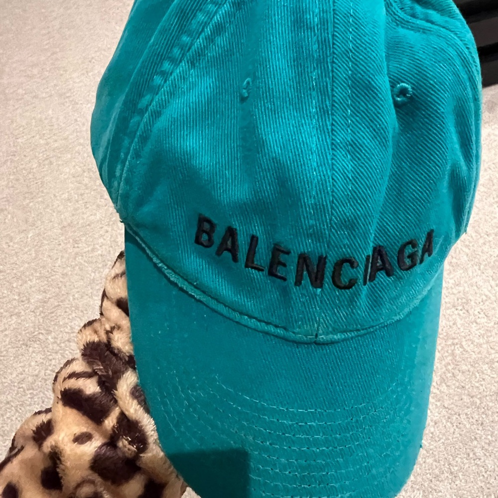 BALENCIAGA women's teal baseball hat in size medium. Spring / Summer 2022 - Picture 4 of 5
